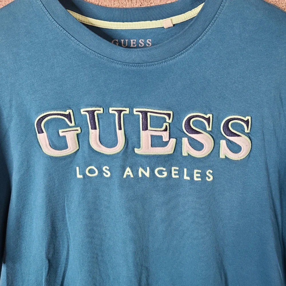 Guess Shirt Mens XXL Blue Teal Embroidered Logo Short Sleeve Tee Casual - Picture 2 of 9